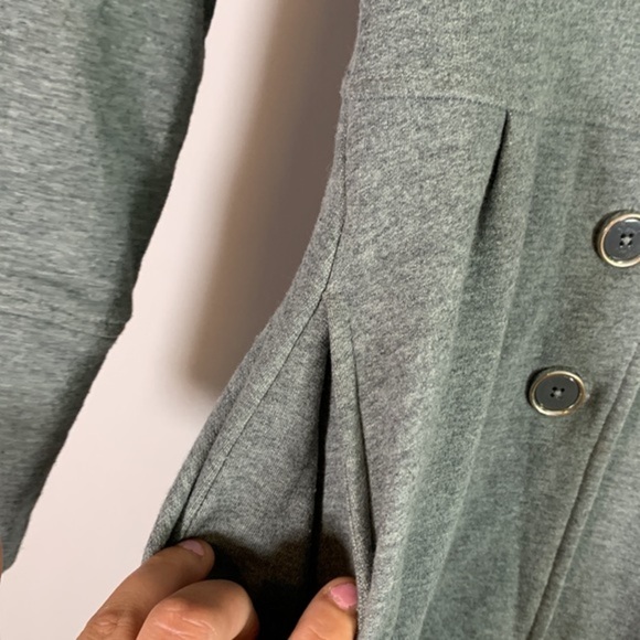 Guess Grey Button Down Jacket/Sweater - Picture 5 of 11